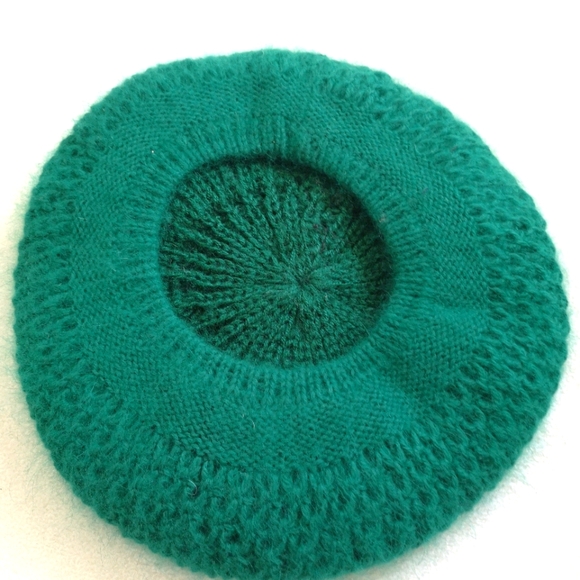 Green Angora Beret - Picture 2 of 3